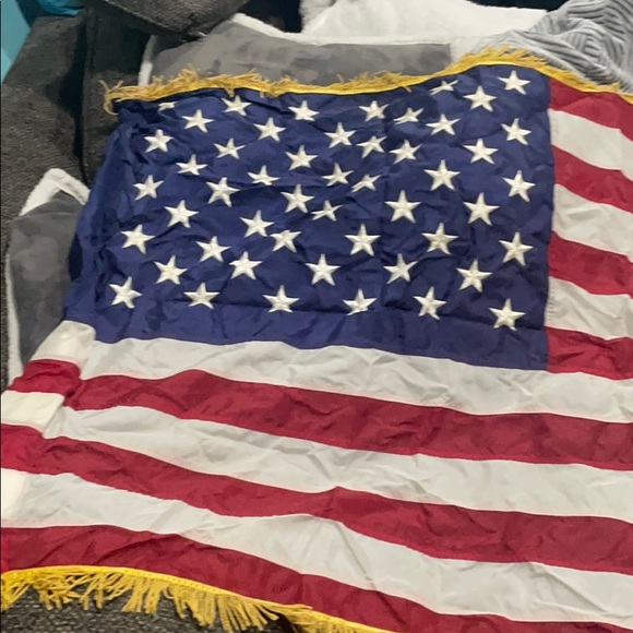 Large Embroidered American Flag for pole - Picture 3 of 4